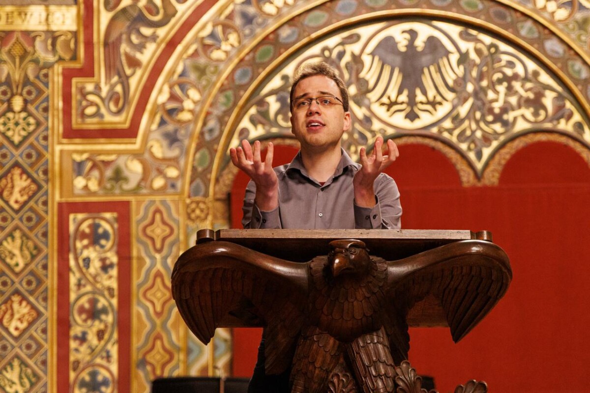 Foto von der Rede von Sven Jentzsch im Finale des Mastercups 2025